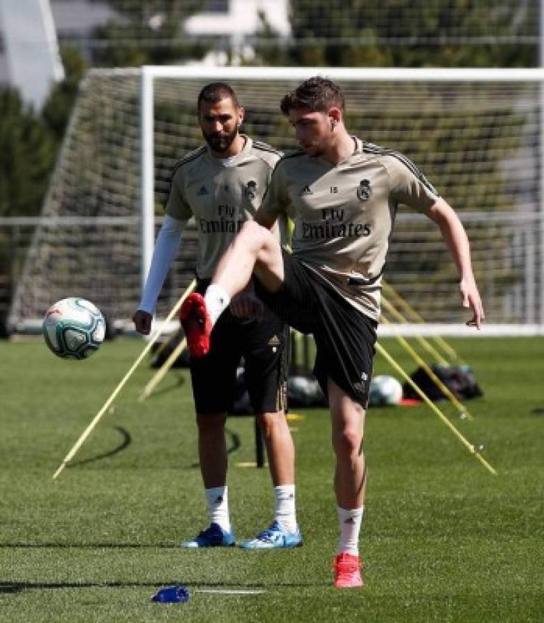 Visita inesperada, chilenas de Ramos y Marcelo: Así fue el entrenamiento del Real Madrid   