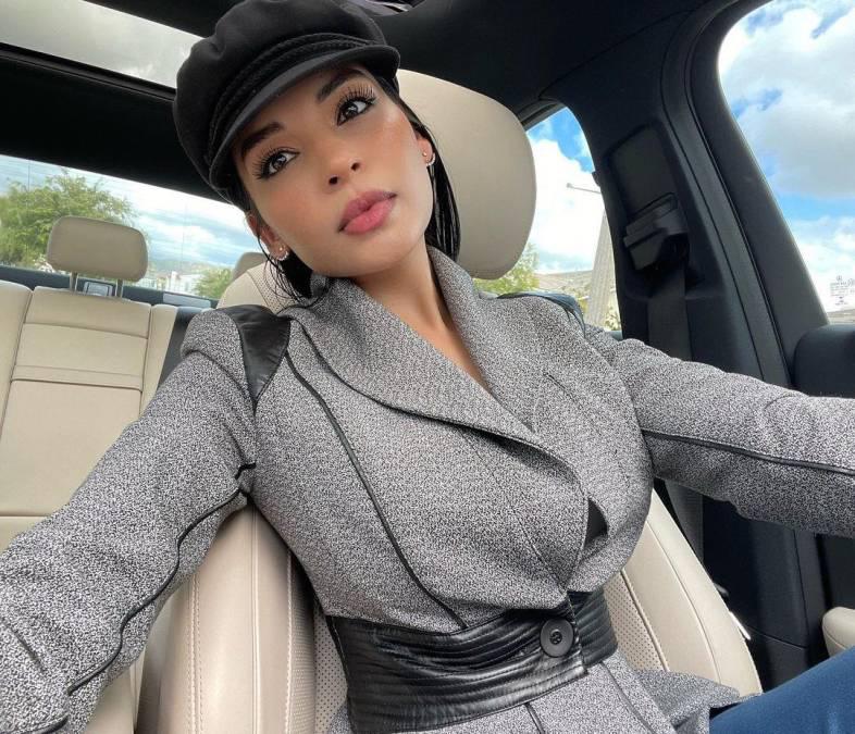 Choco Lozano y sus polémicas vacaciones con su bella novia tras no aceptar la convocatoria de Honduras para Copa Oro