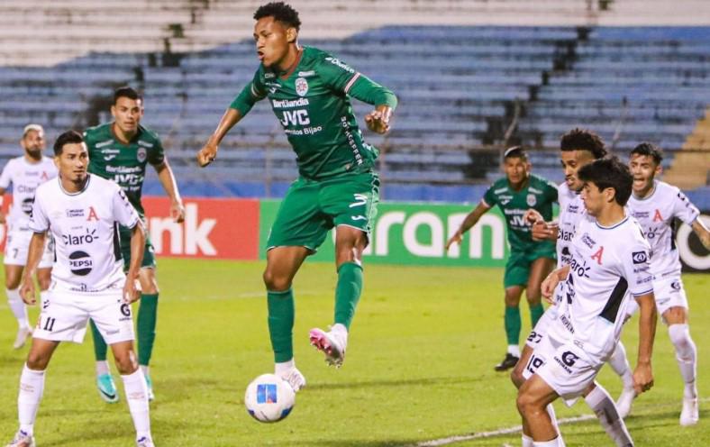 Mercado de fichajes: la decisión que debe tomar Luis Palma, la primera alta del Olimpia y noticia oficial en Motagua