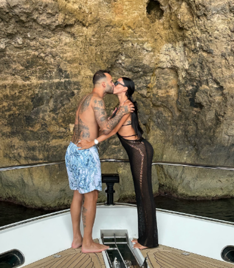 Esposa de Jesé Rodríguez sufre fuerte accidente en Honduras: la reacción del delantero español