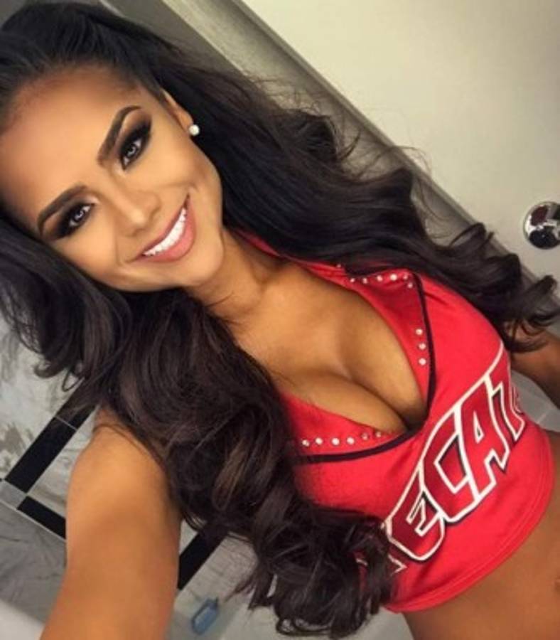 Las hermosas chicas del ring en la pelea Canelo-Golovkin