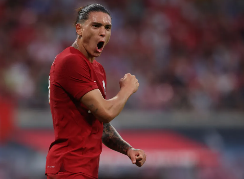 Xavi lo pone en el mercado: el gran sacrificado para fichar a Bernardo Silva en Barcelona