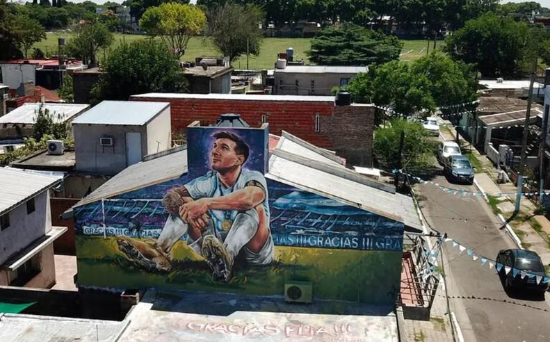 Así está la casa y el humilde barrio donde creció Messi en Rosario