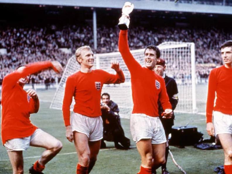 FIFA les concedió el deseo: la denuncia por el árbitro del Inglaterra - Argentina
