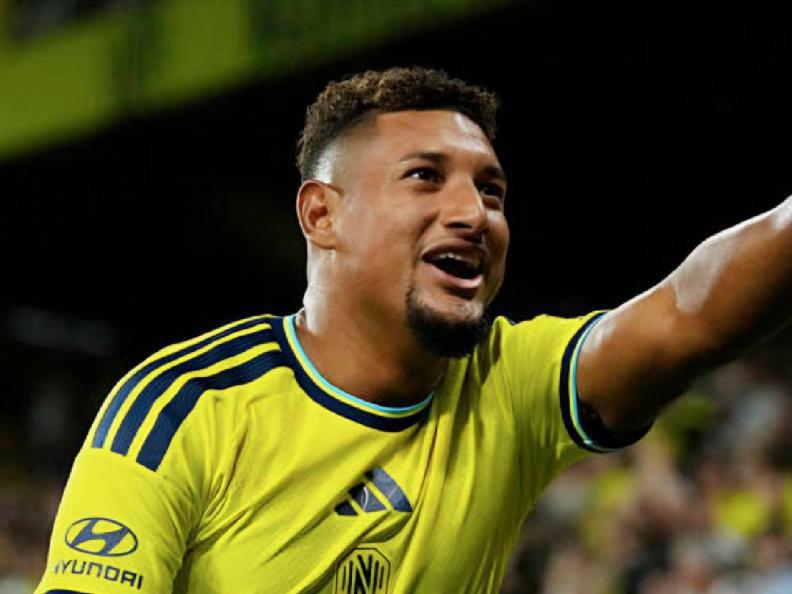 La MLS lo revela: los jugosos salarios que ganan los legionarios hondureños en USA