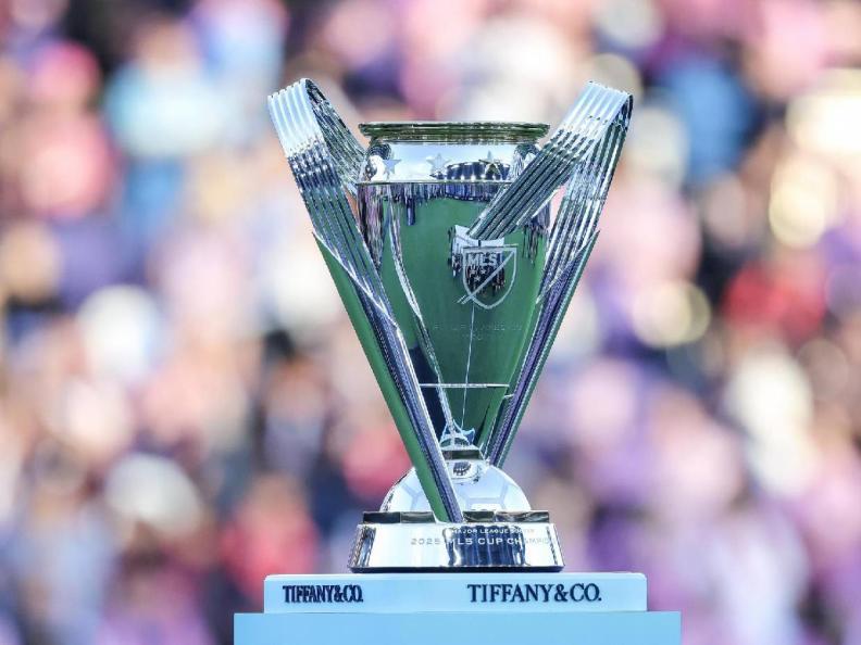 La MLS lo revela: los jugosos salarios que ganan los legionarios hondureños en USA