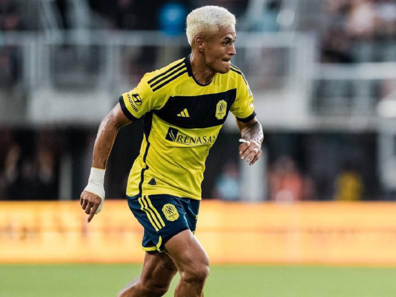 La MLS lo revela: los jugosos salarios que ganan los legionarios hondureños en USA