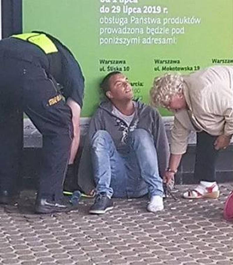 Era mejor que Lewandowski, el Chelsea de Mourinho le ofreció contrato, pero terminó borracho en las calles de Polonia