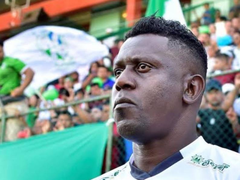 Edgar Álvarez reaparece y sorprende a todos: así fue visto El Mosky en Honduras
