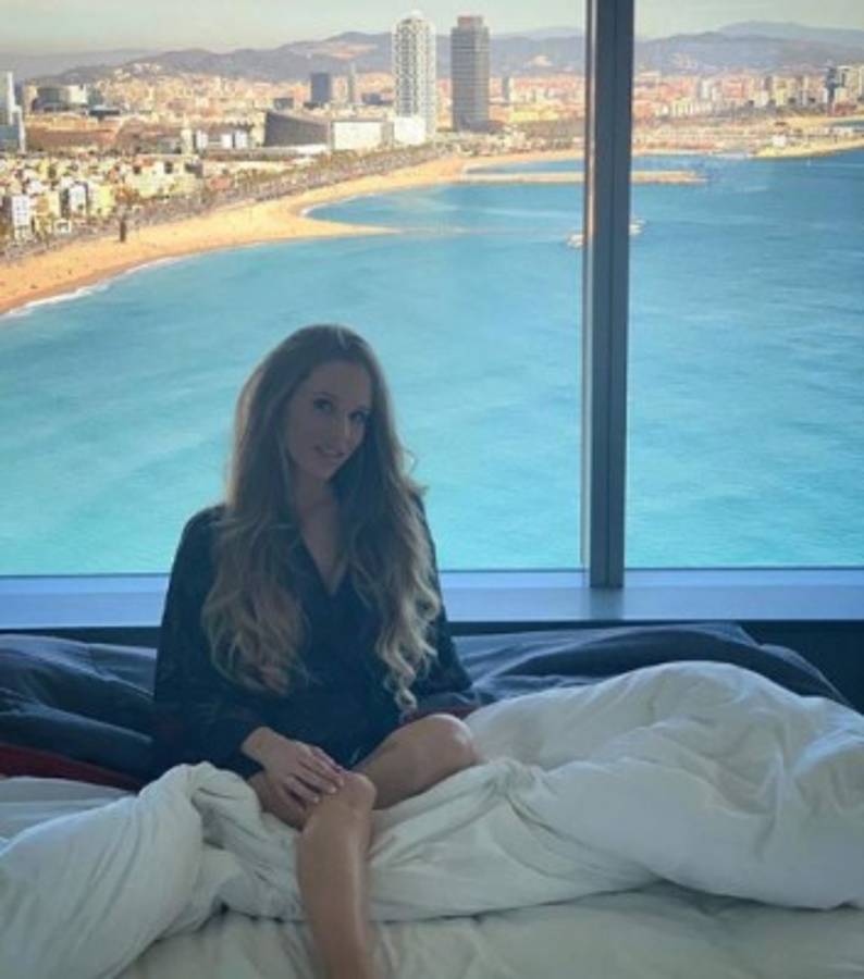 Duelo de hermosuras: ¿Quién tiene a las esposas y novias más lindas, Barcelona o Real Madrid?