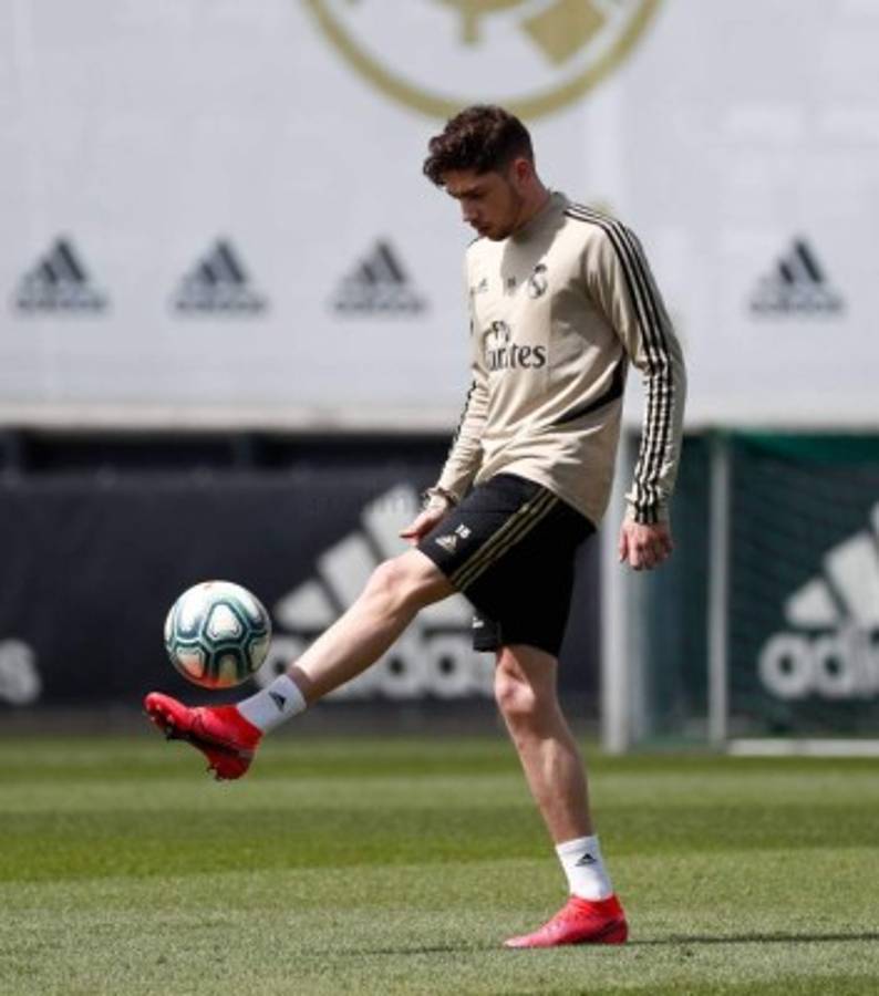 Solo uno con mascarilla: Real Madrid regreso a los entrenamientos con nuevos looks y sin protección