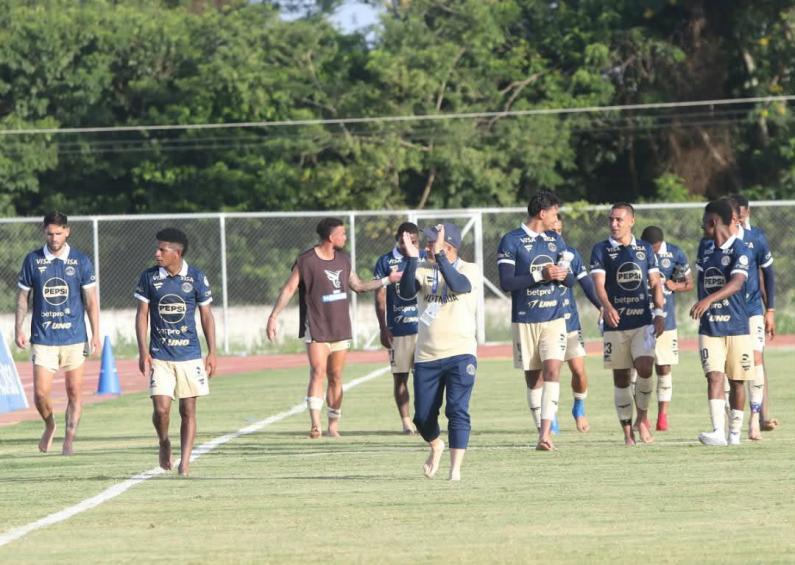 ¿Era el debut de Jeremy? La polémica de la jornada y fichaje de Motagua en alerta