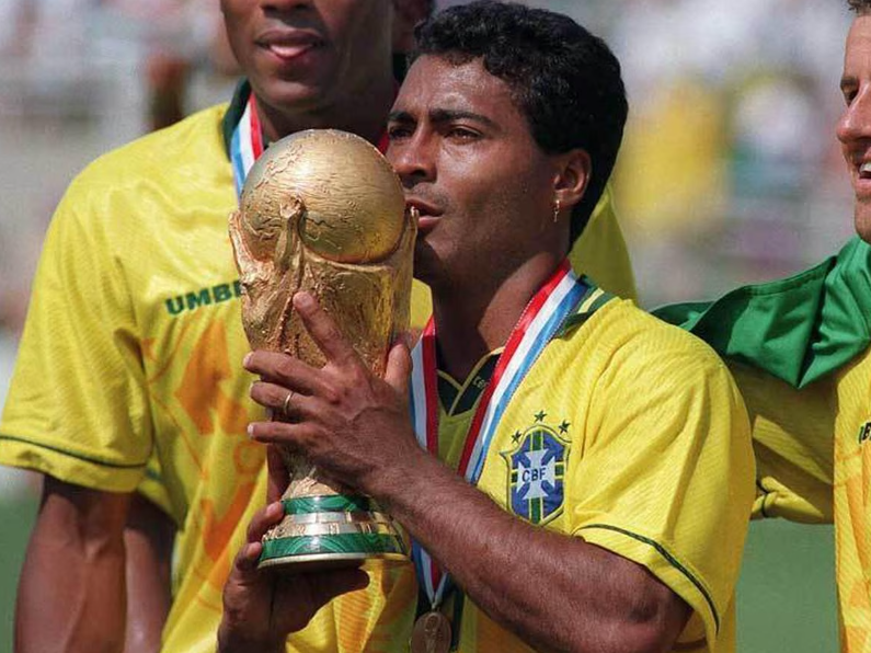 Cristiano Ronaldo se aleja de Messi: así está la pelea por ser el máximo goleador del fútbol profesional en la historia