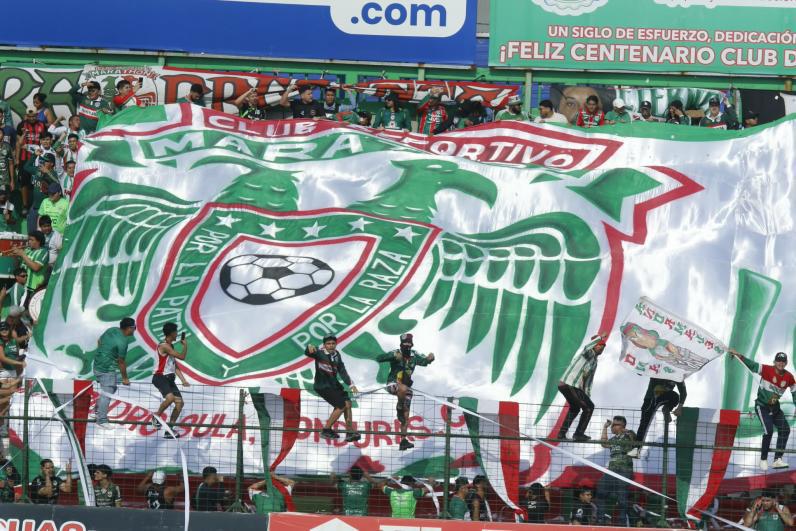 ¡Partido de locos! Alexy Vega fue el héroe; dos expulsiones a Real España y disturbios entre las barras afuera del Yankel