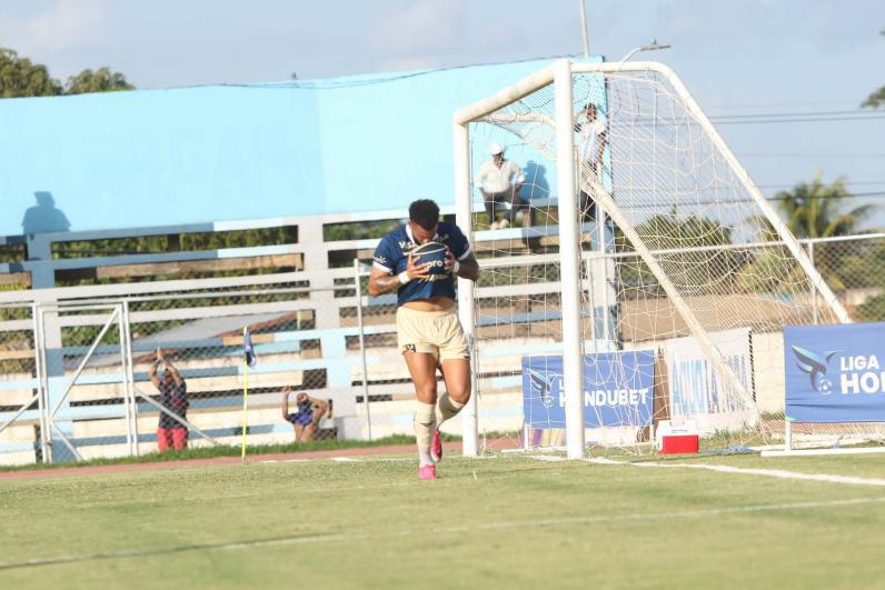 ¿Era el debut de Jeremy? La polémica de la jornada y fichaje de Motagua en alerta