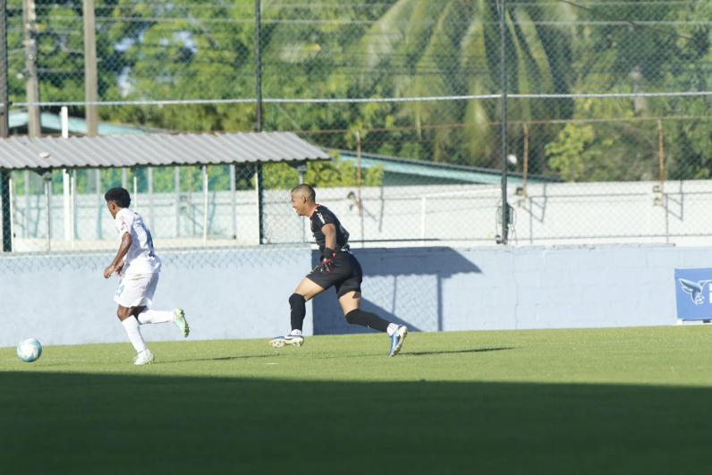 Marathón celebra en la casa de Platense, tristeza en Puerto Cortés, el gesto de Pablo Lavallén y el tremendo error del árbitro