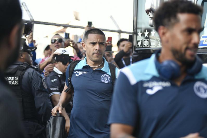 La burla de Motagua a Marathón, polémico recibimiento a Henry Figueroa y ex entrenador del Ciclón en el Chelato Uclés