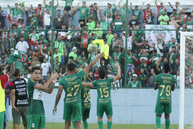 Marathón celebra en la casa de Platense, tristeza en Puerto Cortés, el gesto de Pablo Lavallén y el tremendo error del árbitro