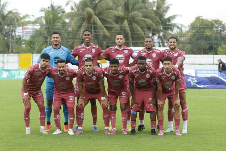 El héroe de Motagua ante Platense, error arbitral que no aprovechó el Ciclón y las bellas chicas en el Excélsior