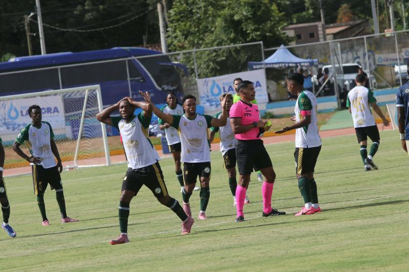 ¿Era el debut de Jeremy? La polémica de la jornada y fichaje de Motagua en alerta