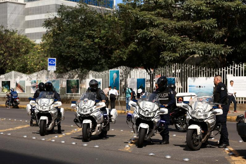 Costa Rica vs Honduras: los catrachos invaden San José, así llegó el pollo tico y la hermosa chica distraída en la previa