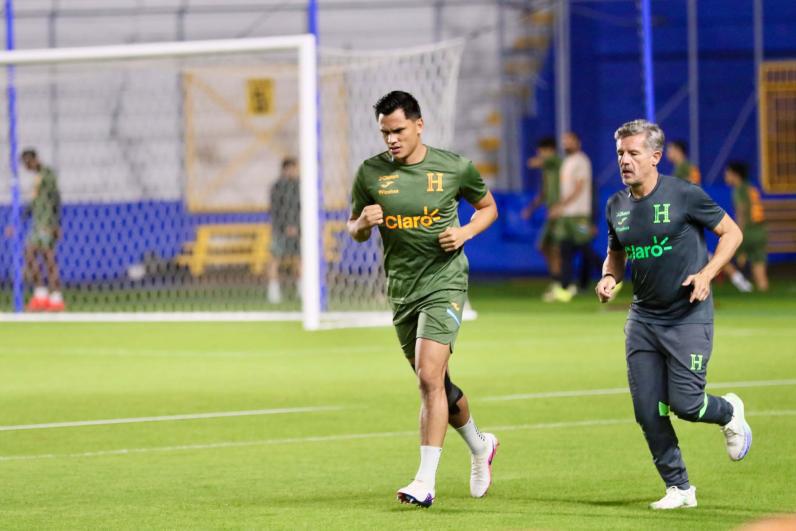 La contundente decisión de Molina en el entreno y futbolista preocupa a Honduras