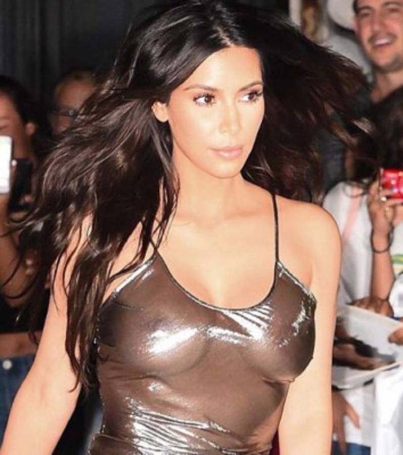 ¡De infarto! 11 fotos subidas de tono de la ardiente Kim Kardashian