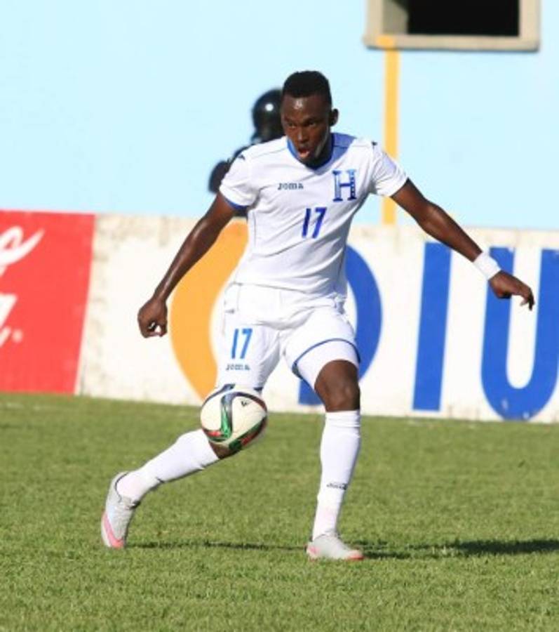 El 11 que pide la afición a Jorge Luis Pinto ante El Salvador