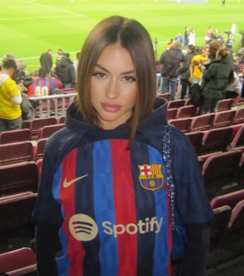 Estuvo en el clásico: la hermosa tiktoker y amiga de Neymar que estaría saliendo con crack del Barcelona