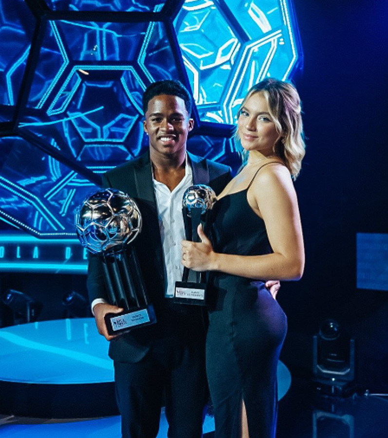 Real Madrid lo fichó para el 2024: el delantero llegará acompañado con esta preciosa modelo