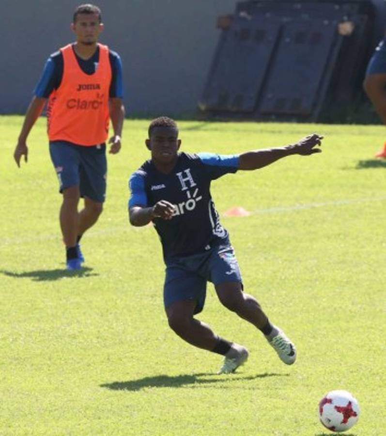 El posible 11 de Pinto ante El Salvador buscando jugadores para la eliminatoria