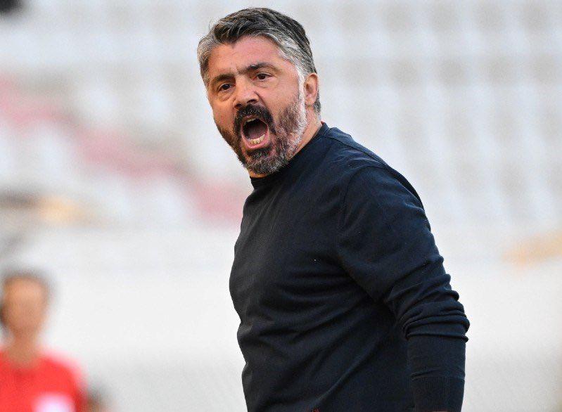 Renueva con el Real Madrid con una cláusula de 1,000 millones, filtran fichaje del Barcelona sin ser oficial y golpe para Cristiano