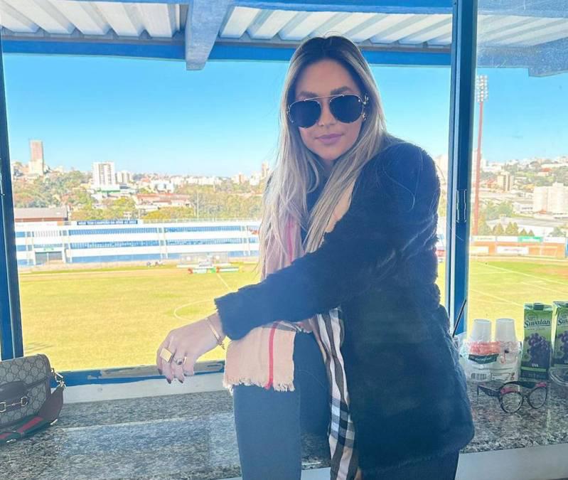 ¿Qué se sabe de ella? Así la hermana de futbolista de Olimpia que causa revuelo en redes sociales por su belleza