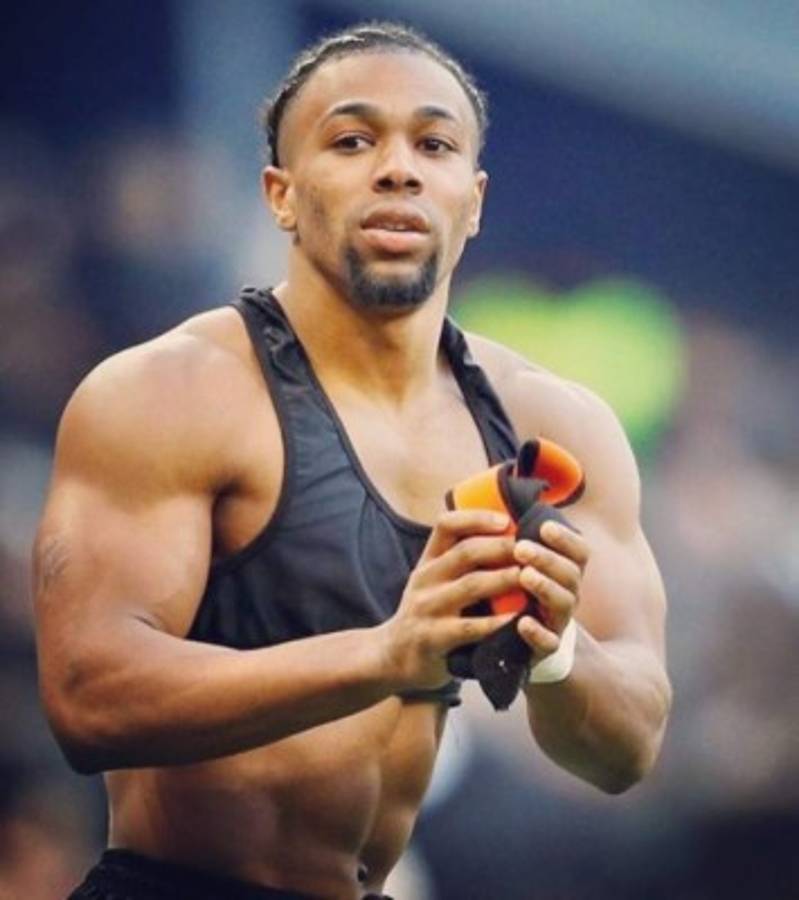 Se le ofrece ante todos: La propuesta indecente de una presentadora española a Adama Traoré