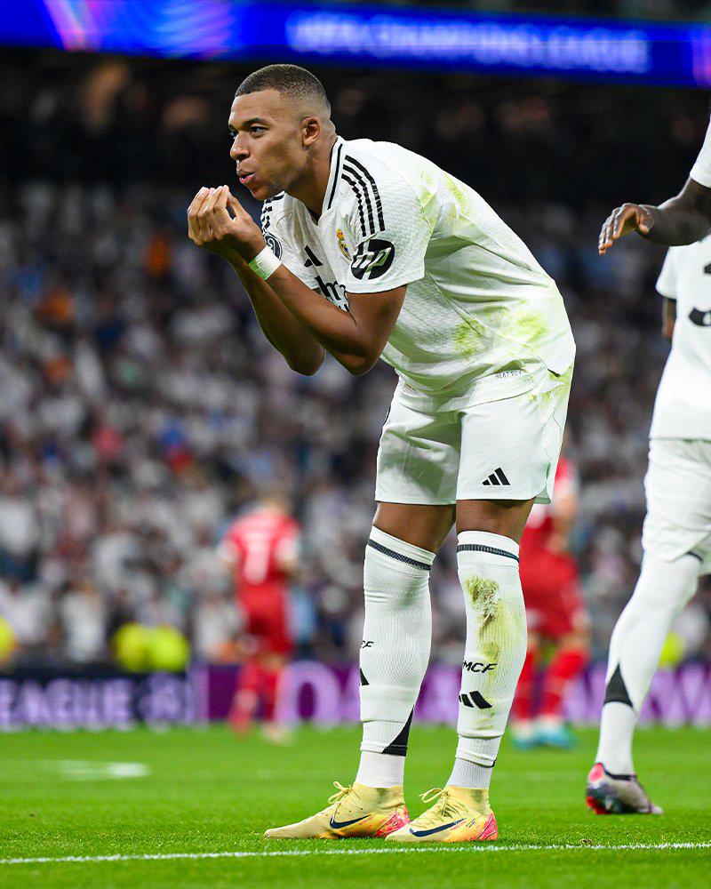 Mbappé recordó a leyenda con su festejo, motivo de la bronca de Ancelotti y revés del VAR al Real Madrid en Champions