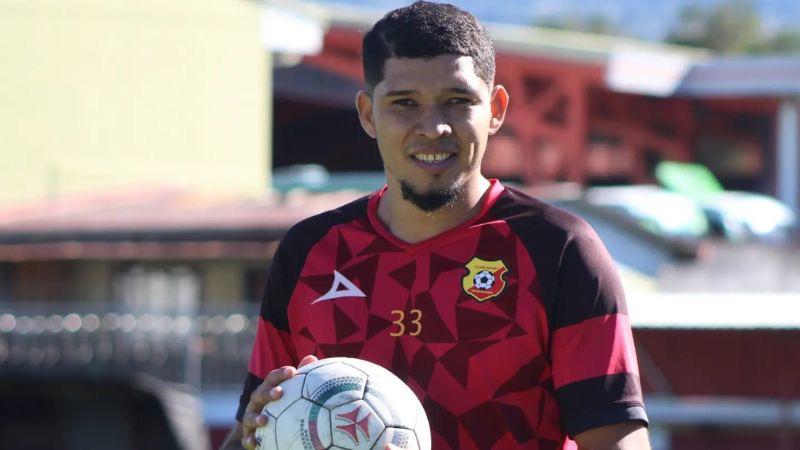 ¿Cuando debutará? La razón por la que Getsel Montes pasó un mes sin ser convocado en el Herediano