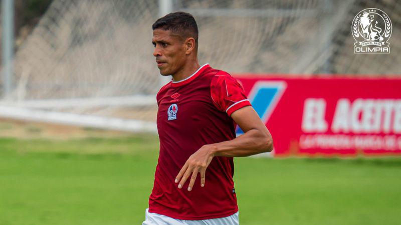 Los mundialistas hondureños que siguen activos en el fútbol: dos sin equipo y el histórico que resiste el retiro