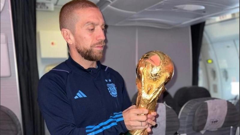 Acusan a jugador de Argentina de hacer brujería en el Mundial: Messi y sus compañeros lo cortan de la selección