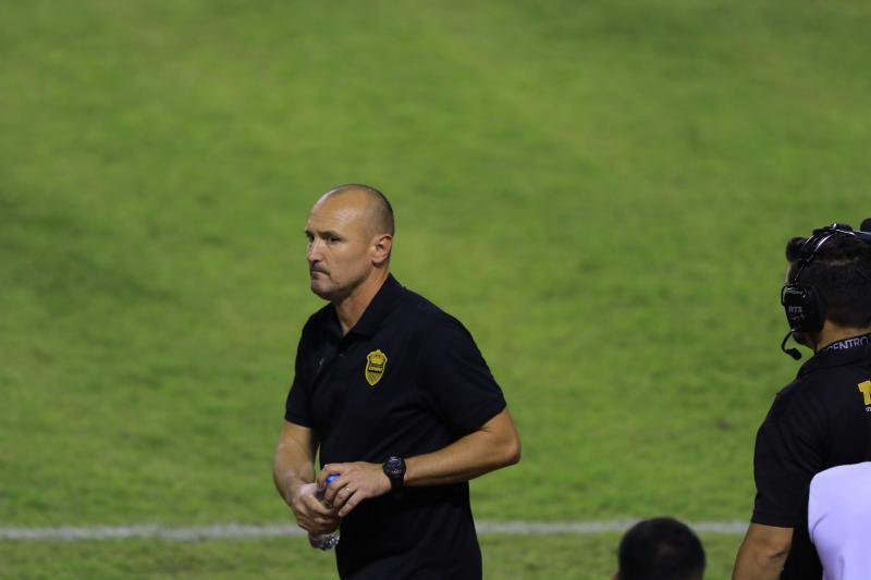 Exfutbolistas extranjeros que jugaron en Liga Nacional de Honduras y después regresaron convertidos en técnicos