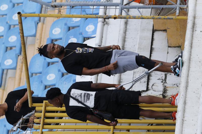 FOTOS: Dos exMotagua sorprenden, Real España sufre duro golpe, error infantil y el enojo que terminó en roja