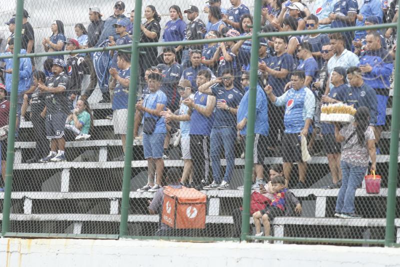 El héroe de Motagua ante Platense, error arbitral que no aprovechó el Ciclón y las bellas chicas en el Excélsior