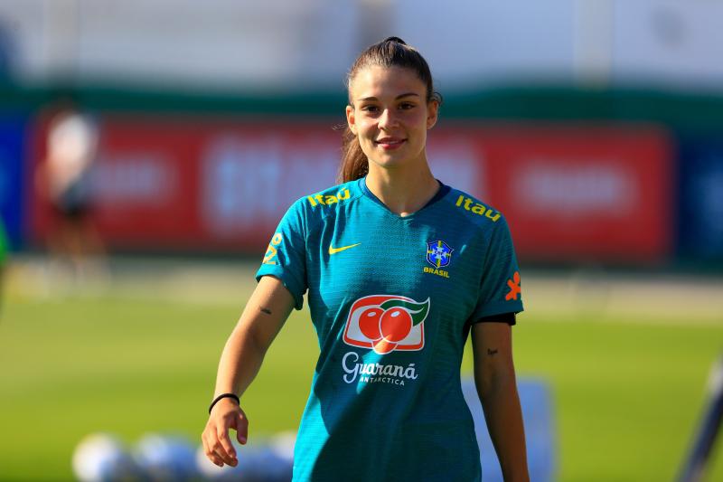 Escándalo: Gio Queiroz denuncia haber sufrido “acoso” en el Barcelona y publica una carta para contar todo