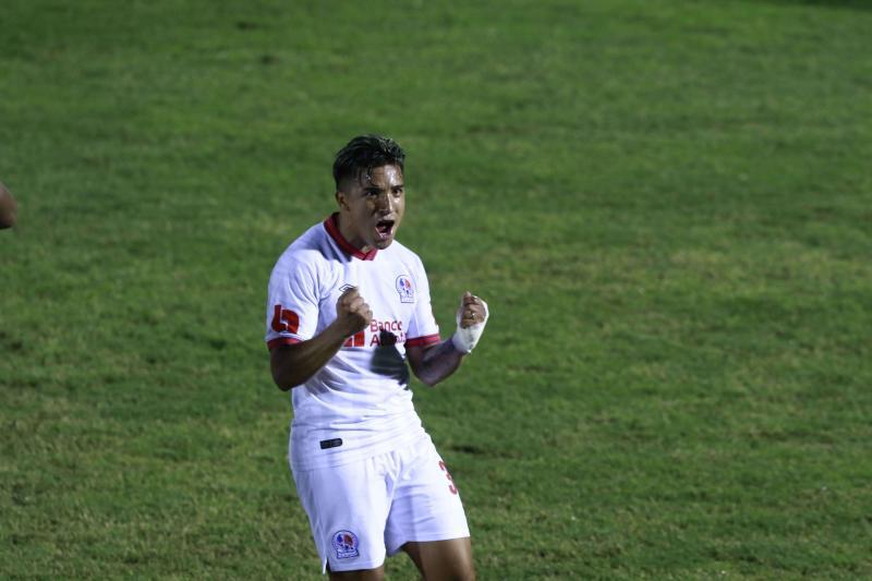 Edwin Rodríguez se va: las opciones que tiene Pedro Troglio en Olimpia ante la sensible baja de su jugador