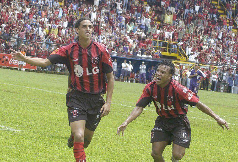 Alajuelense avasalla al Saprissa: Los futbolistas hondureños que han militado en los dos clubes grandes de Costa Rica