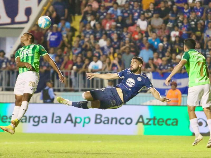 Motagua y Marathón disputaron la última final en la Liga Nacional de Honduras donde el Ciclón Azul se coronó. Foto DIEZ.