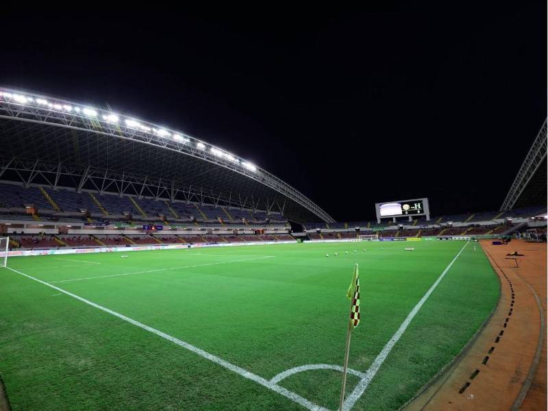 El Estadio Nacional de San José luce vacío previo al duelo ante Honduras. FOTOS YOSEPH AMAYA | MAURICIO AYALA.