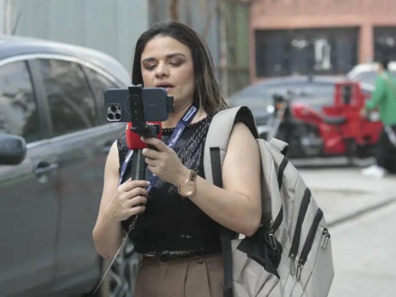 La chica de rosado que cautivó en la previa del Marathón vs Olimpia y las bellezas que llegaron al Yankel Rosenthal