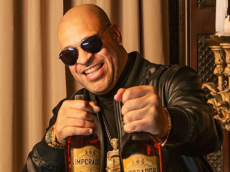 ¿Adriano hundido en el alcohol y sin familia? Revelan lo que realmente pasó con ‘El Emperador’, el exjugador brasileño