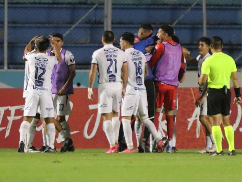 Motagua recibe al Cartaginés en la vuelta del repechaje a Champions de Concacaf. FOTOS PORTADA: ESTALIN IRÍAS | DAVID ROMERO.