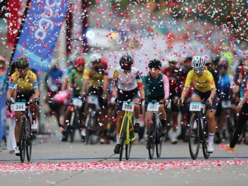 La capital hondureña se paraliza cada año cuando se pedalea la Vuelta Ciclística.